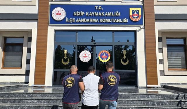 Kesinleşmiş hapis cezasıyla aranan uyuşturucu taciri yakalandı