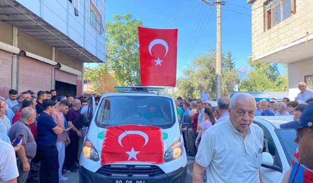 Şehit olan orman personeli Demirel son yolculuğuna uğurlandı