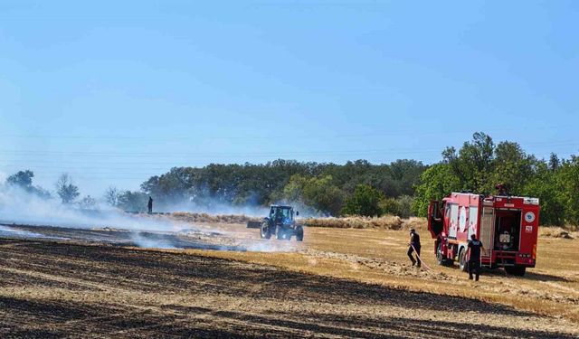 Tekirdağ’da 50 dönüm biçilmiş buğday tarlası yandı