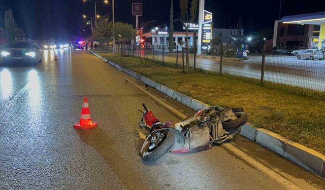 Tokat’ta lüks otomobil motosiklete çarptı: 2 ölü