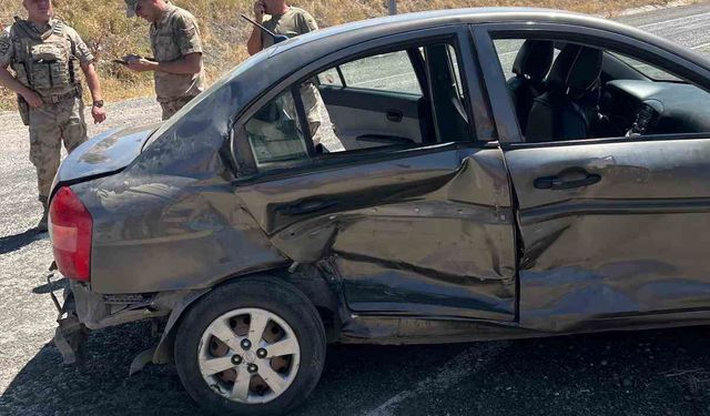 Varto’da otomobiller çarpıştı: 8 yaralı