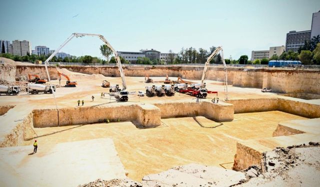 Akdeniz Üniversitesinin yeni hastane binası için temel atma töreni yapıldı