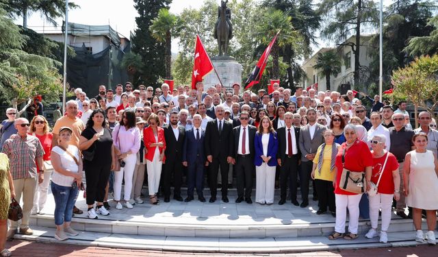 CHP Bursa’dan coşkulu 30 Ağustos kutlaması