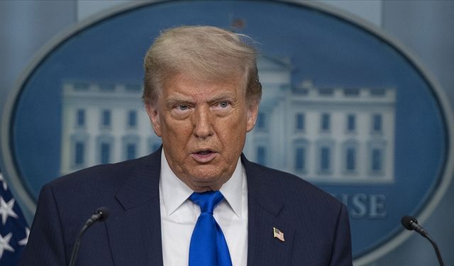 Trump, ABD Savunma Bakanlığının adını "Savaş Bakanlığı" olarak değiştirebileceğini söyledi