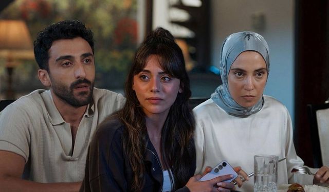 Kızılcık Şerbeti dizisinin senaristi Merve Göntem gözaltına alındı