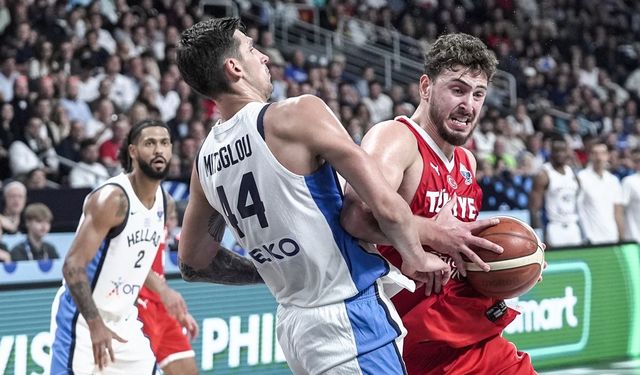 Yunanistan EuroBasket'te 32 yıl sonra en ağır mağlubiyetini Türkiye'den aldı!