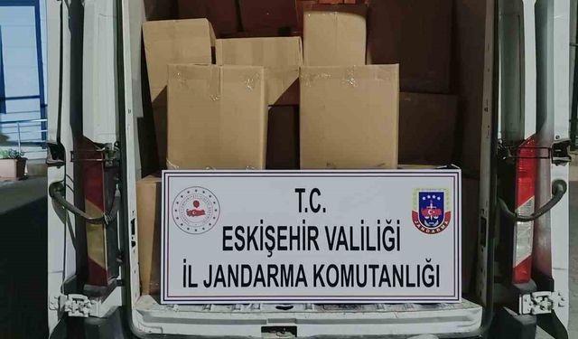 Adana’dan Eskişehir’e 1 ton 125 kilogram kaçak tütün getiren şahıs yakalandı