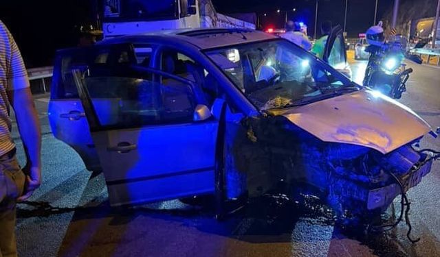 Amasya’da otomobil bariyere çarptı: 1 ölü, 3 yaralı