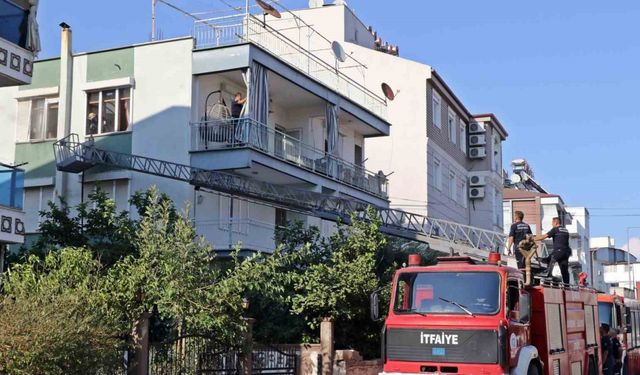 Antalya’da daire yangını yaşlı kadını endişelendirdi