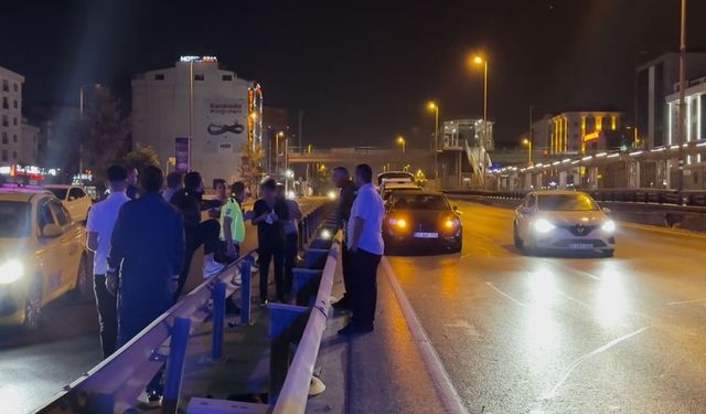 Avcılar’da alkollü sürücü zincirleme kaya yol açtı: Vatandaşlar sürücünün üzerine yürüdü