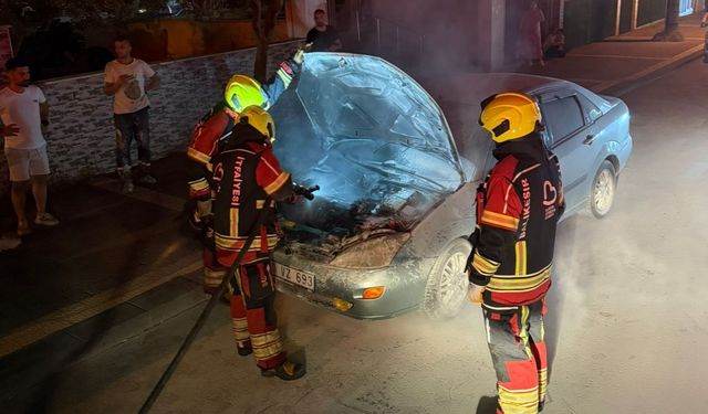 Bandırma’da araç yangını söndürüldü