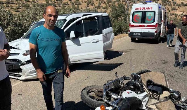Batman’da hafif ticari araç ile motosiklet çarpıştı: 1 yaralı