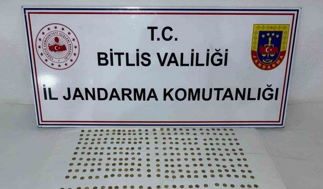 Bitlis’te Roma dönemine ait 500 adet sikke ele geçirildi