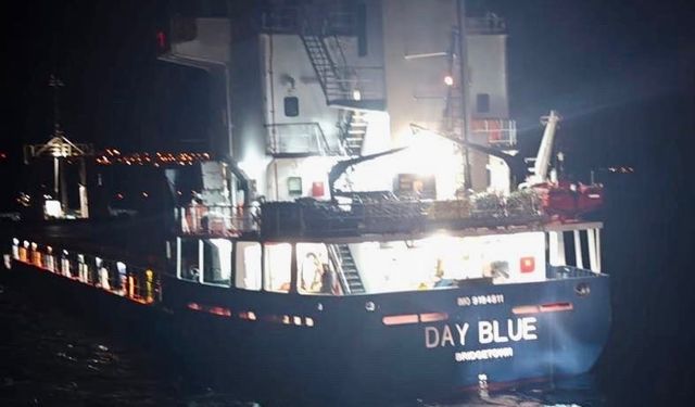 Çanakkale Boğazı’ndan geçen genel kargo gemisi makine arızası yaptı