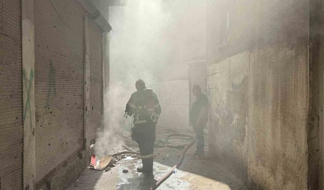 Diyarbakır’da ayakkabı deposundaki yangın 22 saat sonra söndürüldü