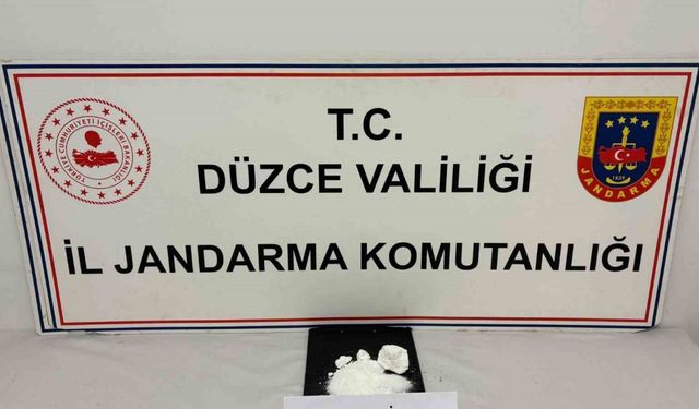 Düzce’de 800 bin TL’lik kokain ele geçirildi
