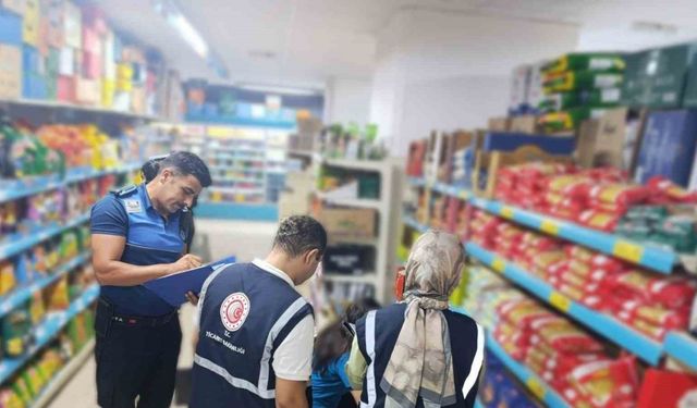 Düzce’de raf etiket ve kasa fiyatları kontrol edildi