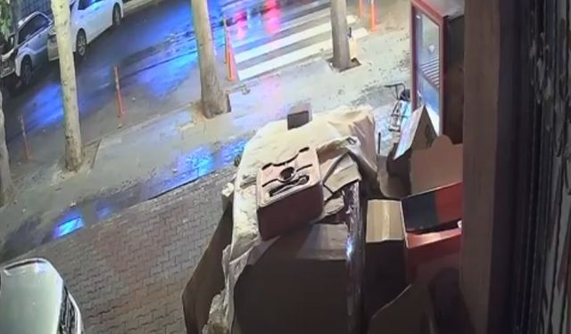 Güvenlik görevlisini görevi başındayken hayattan koparan kazanın görüntüleri ortaya çıktı