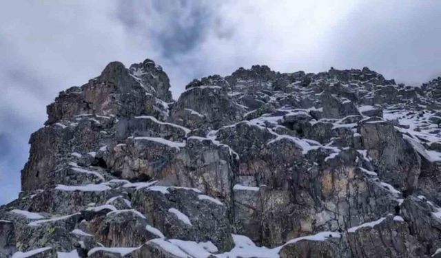 Kaçkarlar’da kaybolan Polonyalı dağcılar bölgeden video atarak yardım istedi