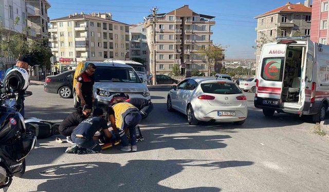 Karaman’da kargo aracıyla çarpışan elektrikli bisikletin sürücüsü yaralandı