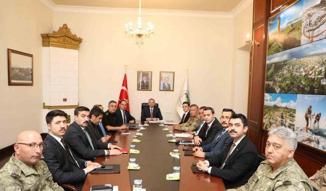Kars’ta asayiş ve güvenlik toplantısı yapıldı