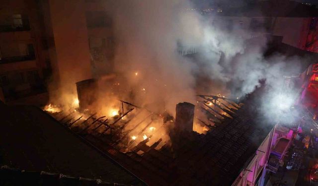 Kırıkkale’de apartman çatısında yangın paniği