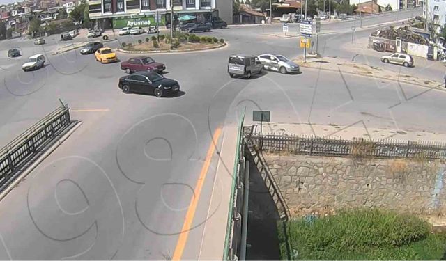 Kırıkkale’de trafik kazaları KGYS kameralarına yansıdı