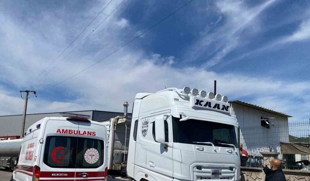 Kocaeli’de kamyonun damperi elektrik tellerine çarptı: Sürücü ağır yaralandı