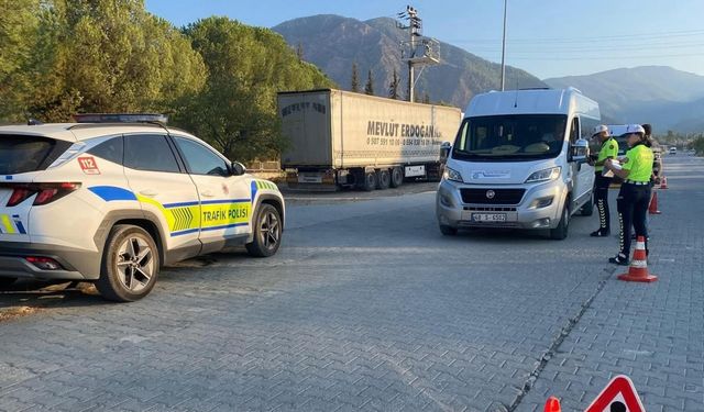 Köyceğiz’de 9 araç sürücüsüne 47 bin lira ceza