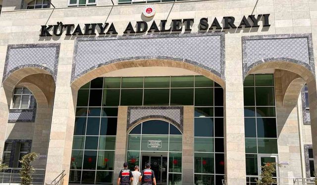 Kütahya’da aranan şahıslar JASAT’tan kaçamadı