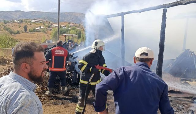 Malatya’da ahır yangını: 10 büyükbaş hayvan telef oldu