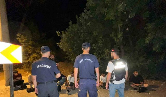 Marmaris’te 18 düzensiz göçmen yakalandı