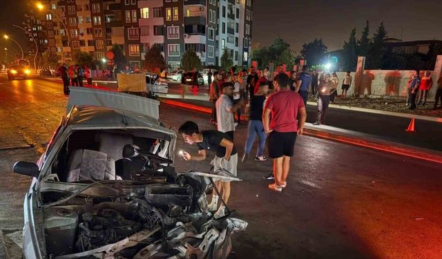 Mersin’de feci kaza: 1 ölü, 8 yaralı