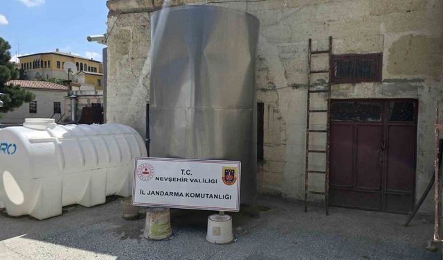 Nevşehir’de 8 bin litre sahte içki ele geçirildi
