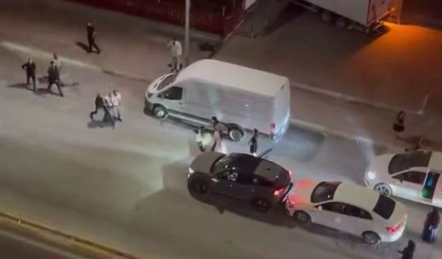 Önce kaza yaptılar, sonra kavga ettiler