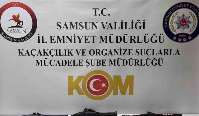 Samsun’da etnografik silah operasyonu: Tabanca, kama ve kılıç ele geçirildi