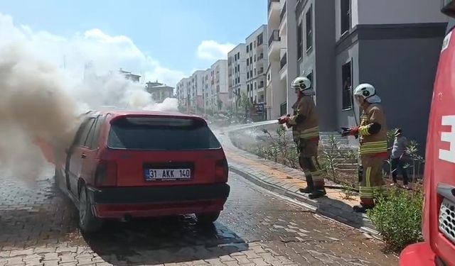 Seyir halindeki Tofaş alev alev yandı