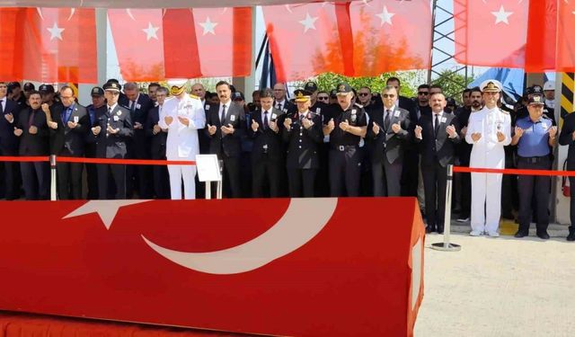 Silah kazası sonucu şehit olan Özel Harekat polisi memleketine uğurlandı