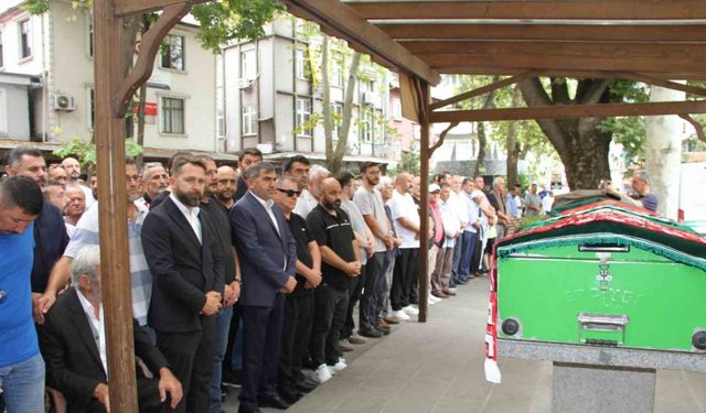 Silahlı kavgada hayatını kaybeden taraftar son yolculuğuna uğurlandı