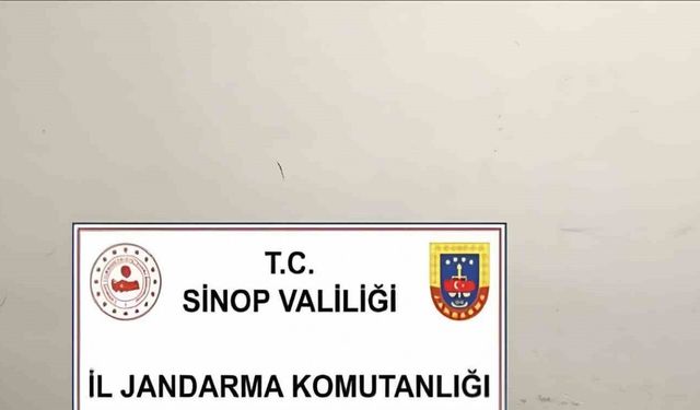 Sinop’ta kenevir ve kubar esrar ele geçirildi