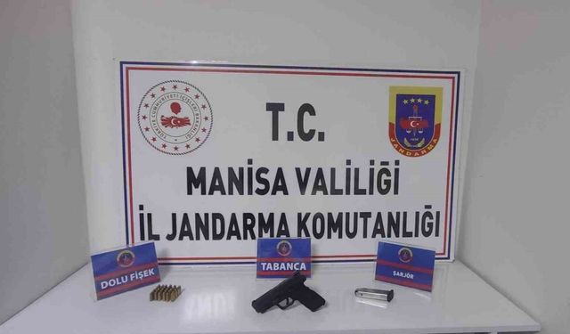 Şüphe üzerine üstü aranan şahıstan tabanca ve mermi çıktı