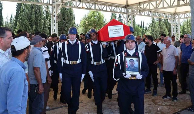 Topçu Er Edip Can Karar, Adıyaman’da son yolculuğuna uğurlandı