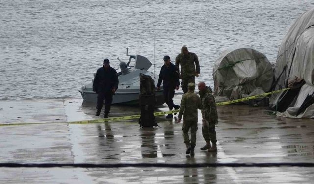 Trabzon’da denizde bulunan insansız deniz aracı ile ilgili SAS ekipleri incelemelerine başladı
