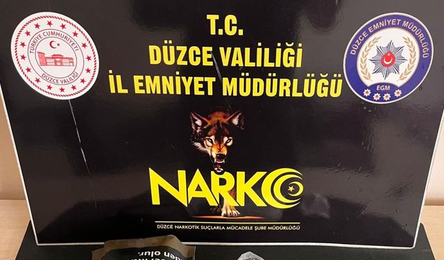 Tütün paketinden uyuşturucu çıktı