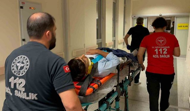 Yaşı küçük sürücü kaza yaptı: 2 yaralı