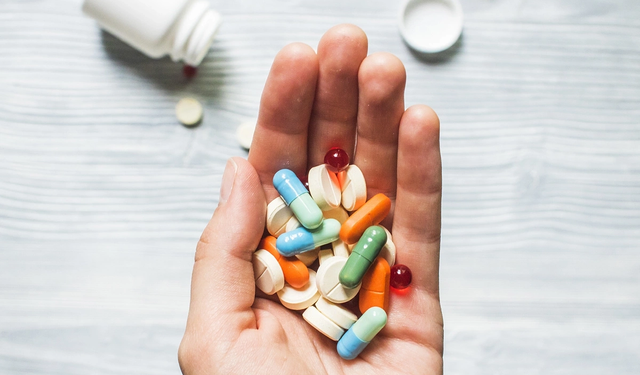 CHP’li Kayıhan Pala’dan Sağlık Bakanlığı’na ilaç krizi uyarısı