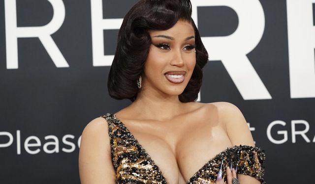 Cardi B, yine hamile! 4. kez anne oluyor!
