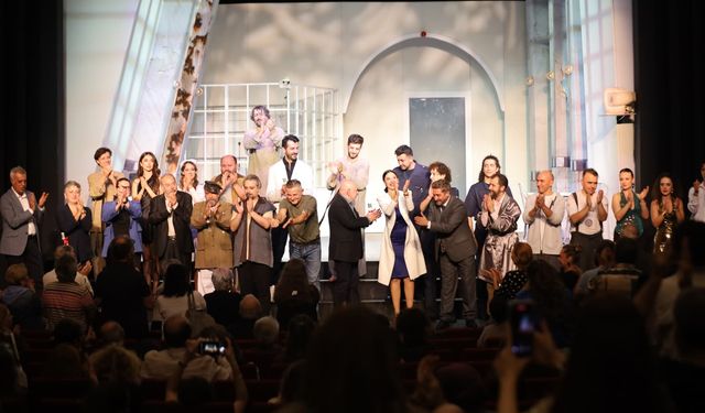 Bursa Şehir Tiyatrosu, sezona ‘merhaba’ dedi