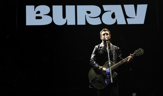 Bursa'da Buray'la 'Cumhuriyet' coşkusu