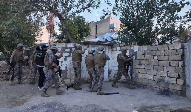 Adıyaman’da uyuşturucu operasyonunda 4 tutuklama